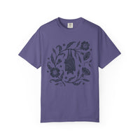 Load image into Gallery viewer, Folk Art Vintage Bat Graphic Tee